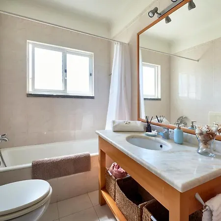 Apartment Bright With Garden In *