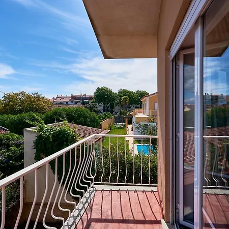 Bright With Garden In